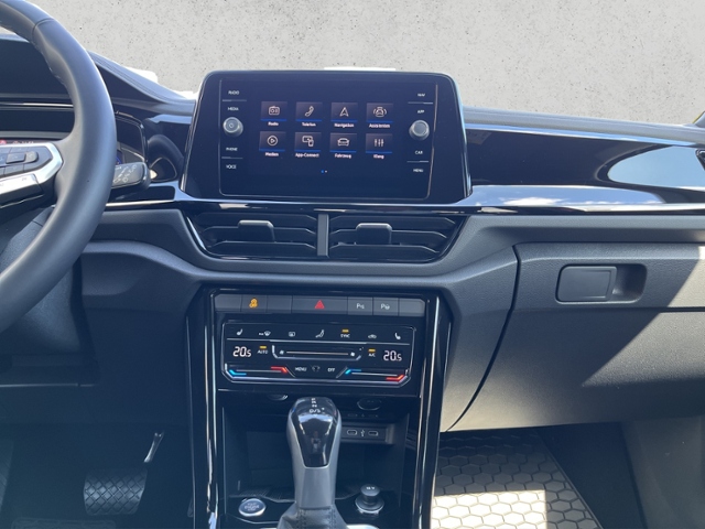 T-Roc 1.5 TSI DSG Style, Navi, AHK, LED Matrix, 