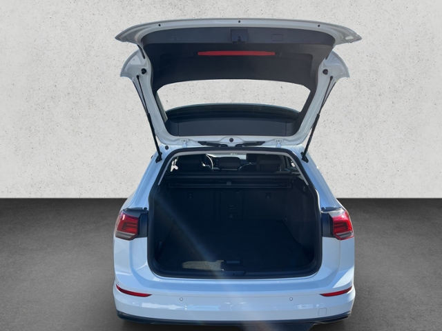 Golf VIII 2.0 TDI Life, Navi, AHK, LED KLIMA ALU