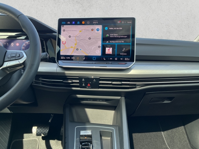 Golf VIII Var. 1.5 eTSI DSG Navi, AHK, Dach, Kam