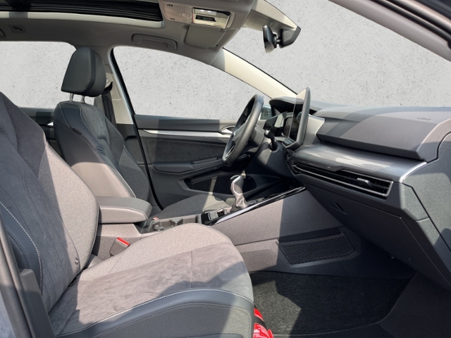 Golf VIII 1.5 Var. TSI KLIMA LED NAVI ALU