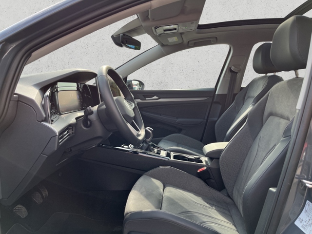 Golf VIII 1.5 Var. TSI KLIMA LED NAVI ALU