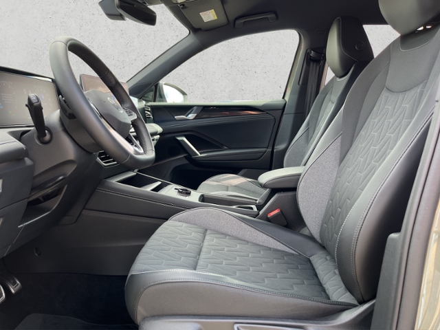 Tiguan 1.5 eTSI DSG KLIMA LED NAVI ALU