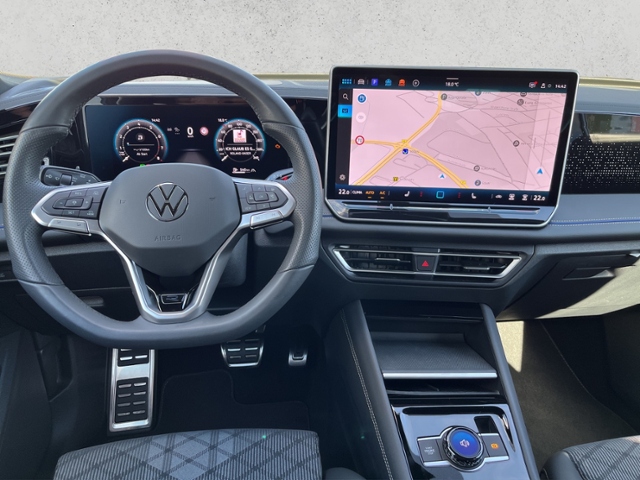 Tiguan 1.5 TSI DSG R-LineAHK, Navi, IQ.Light,Sta
