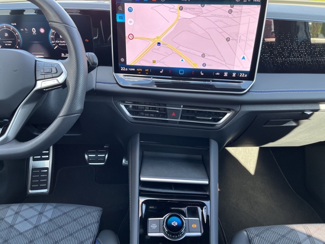 Tiguan 1.5 TSI DSG R-LineAHK, Navi, IQ.Light,Sta
