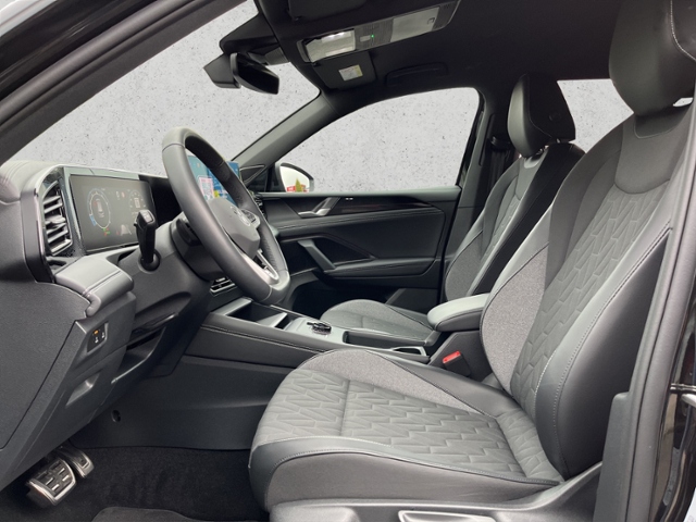 Tiguan 1.5 eTSI DSG Navi, AHK, LED KLIMA ALU