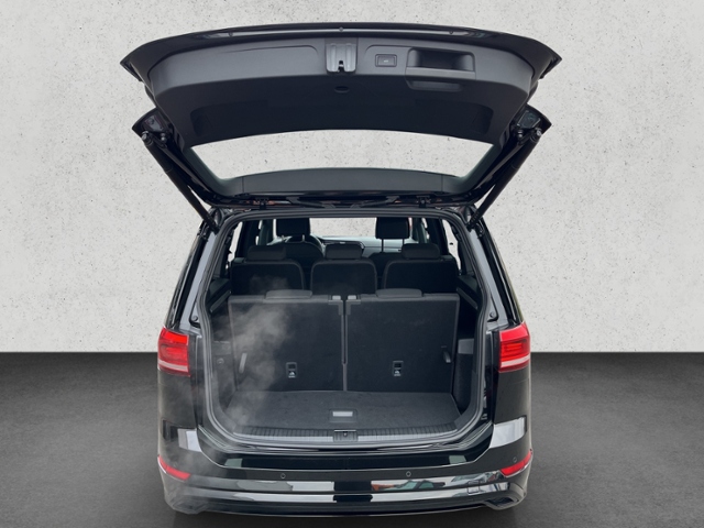 Touran 1.5 TSI DSG High, R-Line, Navi, Kamera, L