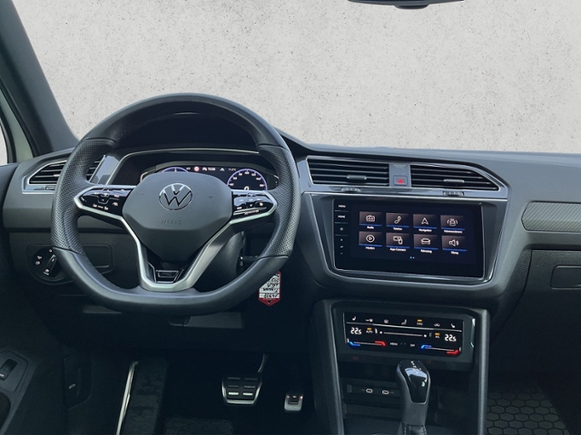 Tiguan 2.0 TDI DSG R-Line 4M. Navi, AHK, Matrix-