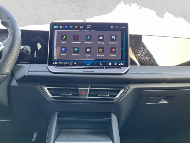 Tiguan 1.5 eTSI DSG R-Line, Navi, AHK, Kamera, M