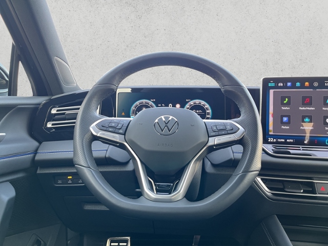 Tiguan 1.5 eTSI DSG R-Line, Navi, AHK, Kamera, M