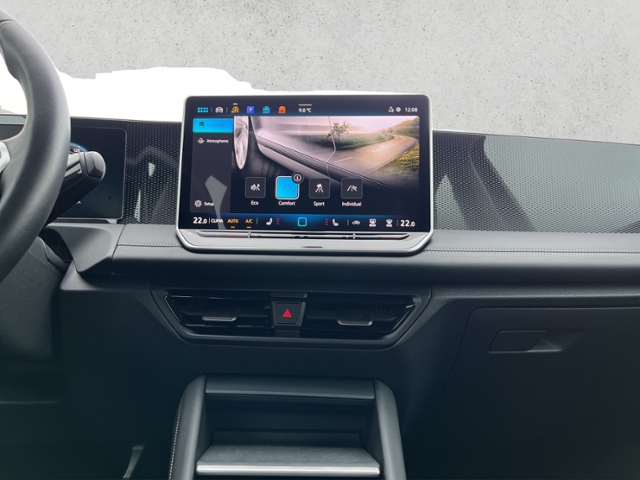 Tiguan 1.5 eTSI DSG Life, Navi, AHK, Kamera, LED