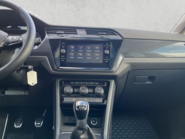 Touran 2.0 TDI United, Navi, Dach, AHK, 7 Sitzer