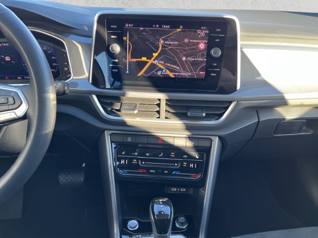 T-Roc 1.5 TSI DSG Style, Navi, Dach, Kamera, LED