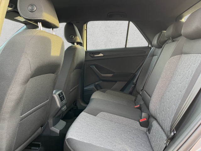 T-Roc 1.5 TSI Move, Navi, Kamera KLIMA LED ALU