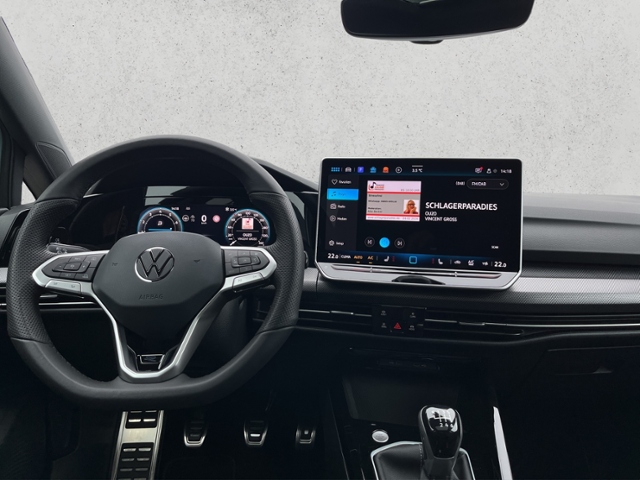 Golf VIII 1.5 TSI R-Line, Navi, AHK, Dach, DCC, 