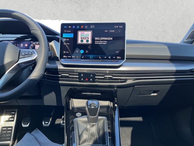 Golf VIII Var. 1.5 TSI R-Line, Navi, AHK, Dach, 