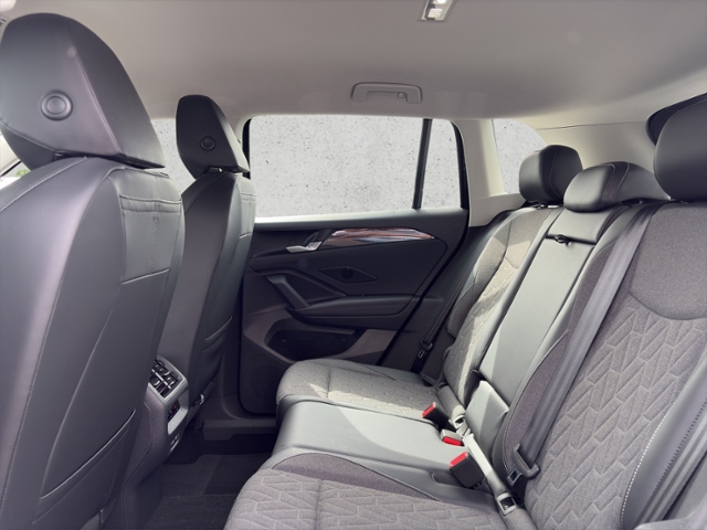 Tiguan 1.5 eTSI DSG Life, Navi, AHK, Kamera, LED