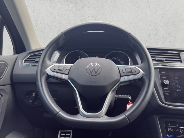 Tiguan 2.0 TDI Active, Navi, AHK, Kamera KLIMA L