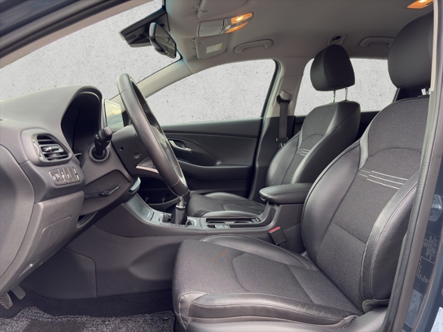 i30 Var. 1.5 T-GDI Navi, LED, Kamera, ACC KLIMA