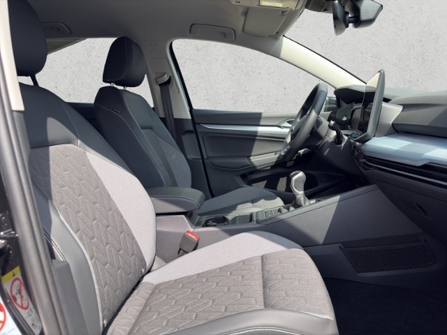 Golf VIII Var. 1.5 TSI Navi, Kamera, LED, ACC KL