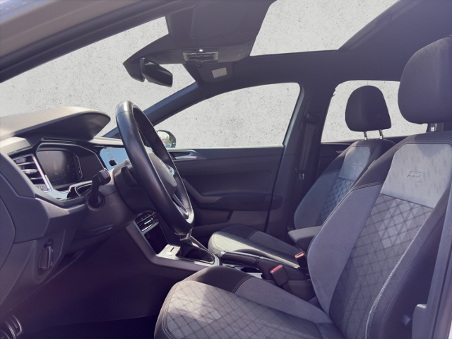 Taigo 1.5 TSI DSG R-Line, Navi, AHK, Dach, Kamer