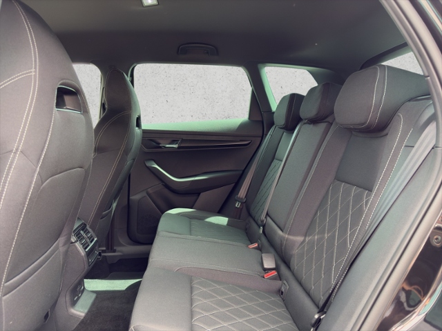 Karoq Sportline KLIMA LED NAVI ALU