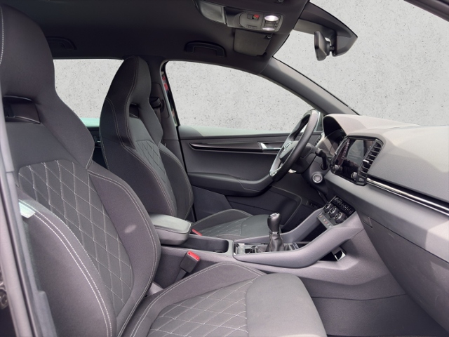 Karoq Sportline KLIMA LED NAVI ALU