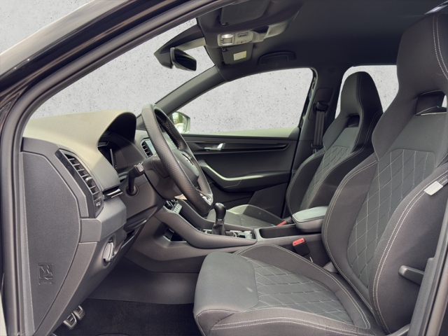 Karoq Sportline KLIMA LED NAVI ALU