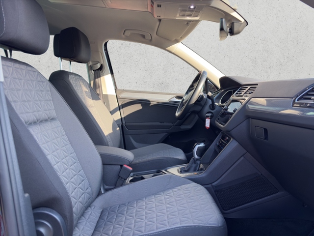 Tiguan 2.0 TDI DSG Life KLIMA LED NAVI ALU
