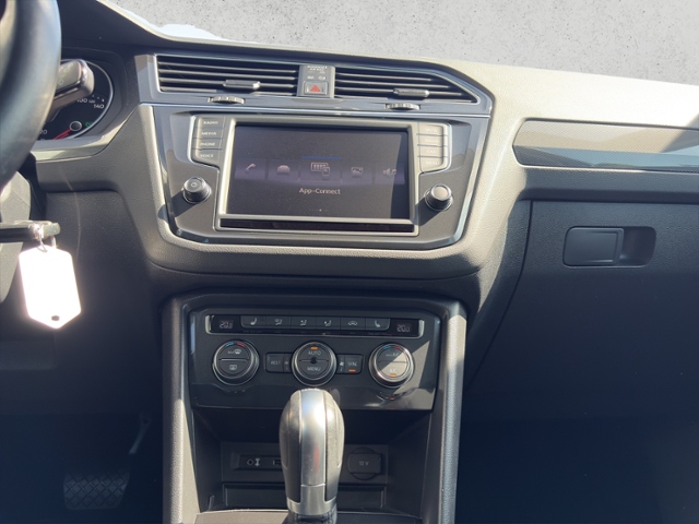Tiguan 2.0 TDI Highline 4M. AHK, 19 Zoll Allrad