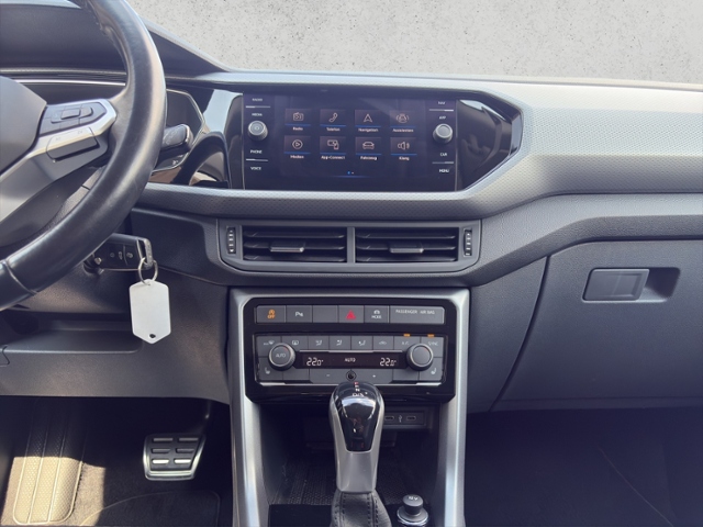 T-Cross 1.0 TSI Active Active, Navi, LED, ACC KL