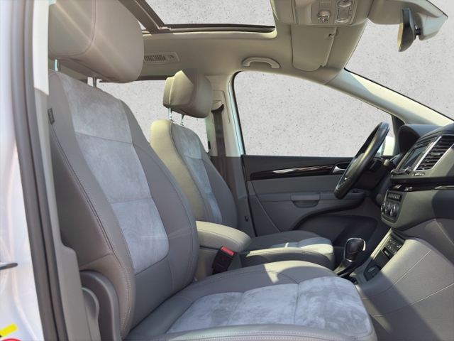 Sharan 2.0 TDI DSG High., Navi, Dach, AHK, Kamer