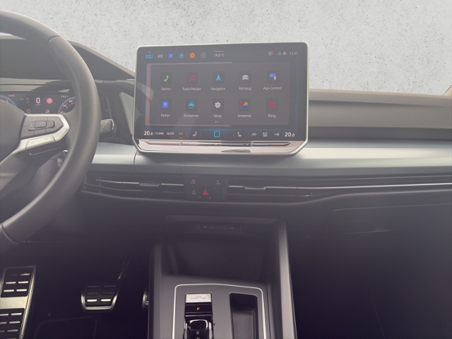 Golf VIII 1.5 eTSI DSG Energy, Navi, AHK, Kamera
