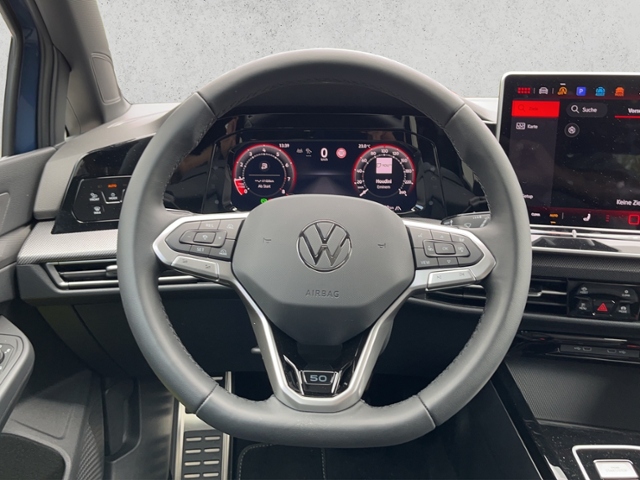 Golf VIII 1.5 eTSI Edition 50 Navi, AHK, DCC, Da