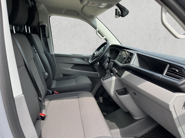 Transporter 6.1 Kasten Motor: 2,0 l TDI SCR 110 