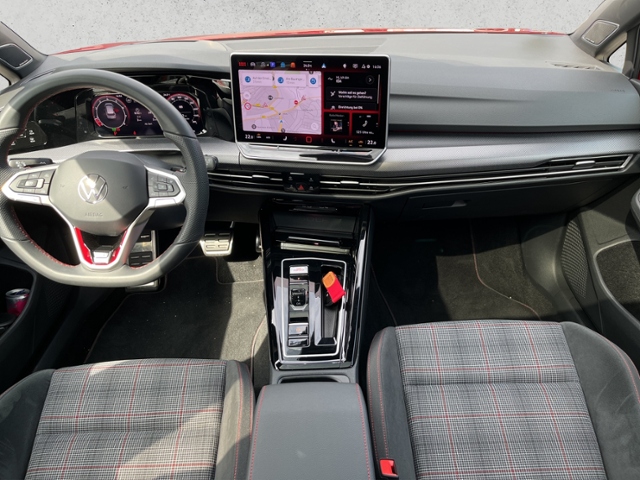 Golf VIII 2.0 GTI DSG TSI 195 kW KLIMA LED NAVI 
