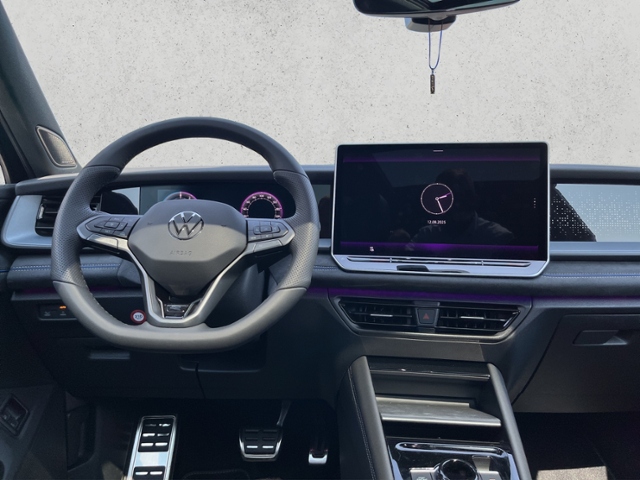 Tayron R-Line 1,5 l eHybrid DSG Navi, AHK, Dach,