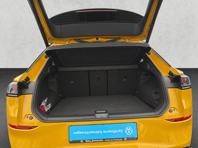 T-Roc 1.5 eTSI DSG R-Line, Navi, IQ. Light, Klim