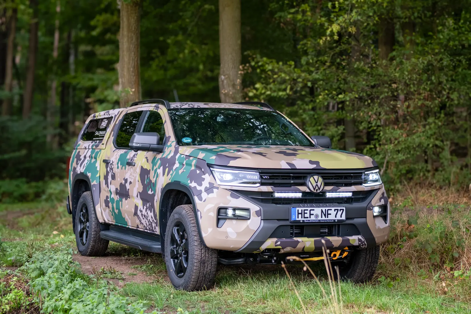 Amarok Jagd Front und Seite